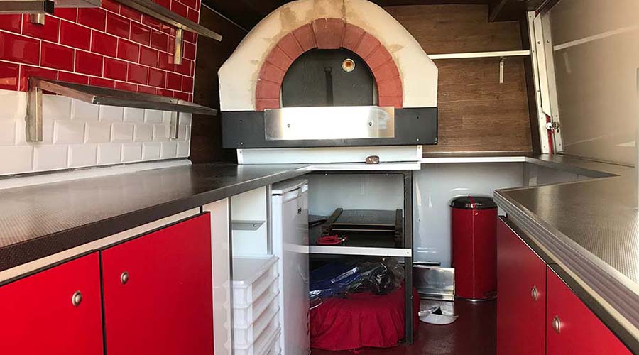 The Calabrisella Pizza Van